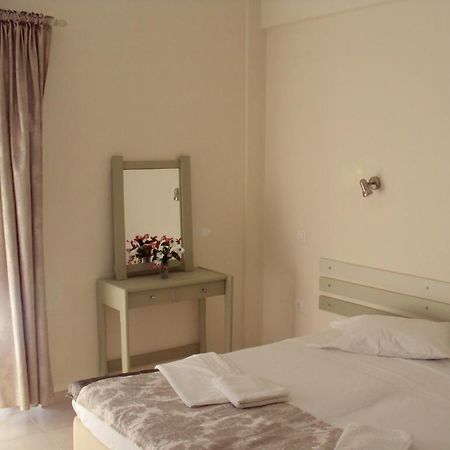 Yasemi Rooms Βασιλική Δωμάτιο φωτογραφία
